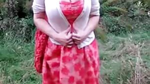 여배우는 때문에 더 큰 사정을 얻습니다.